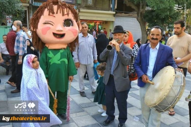 گزارش تصویری از افتتاحیه بیست و هفتمین جشنواره بین المللی تئاتر کودک و نوجوان همدان
عکس ها از  مهدی کلوندی - خبرگزاری فارس