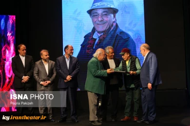 گزارش تصویری از اختتامیه بیست و ششمین جشنواره بین المللی تئاتر کودک و نوجوان همدان
عکس ها از پوریا پاکیزه - خبرگزاری ایسنا