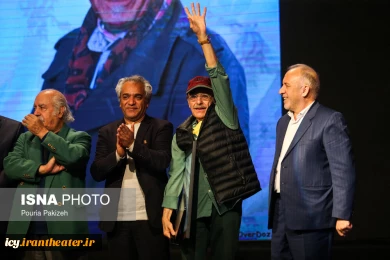 گزارش تصویری از اختتامیه بیست و ششمین جشنواره بین المللی تئاتر کودک و نوجوان همدان
عکس ها از پوریا پاکیزه - خبرگزاری ایسنا