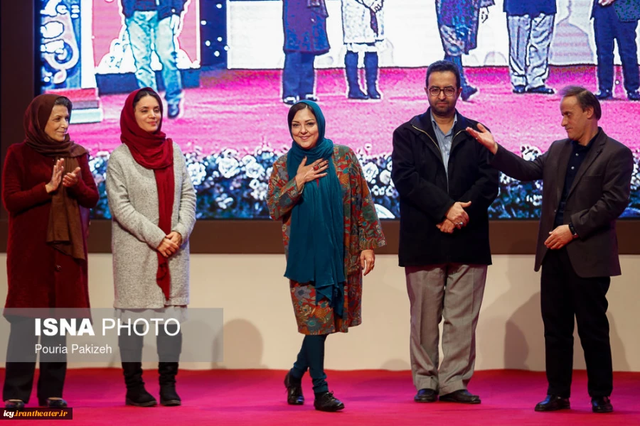 گزارش تصویری از اختتامیه بیست و چهارمین جشنواره بین المللی تئاتر کودک و نوجوان همدان
عکس ها از پوریا پاکیزه - خبرگزاری ایسنا