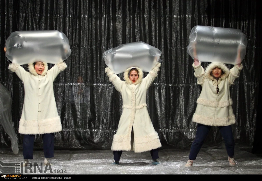 گزارش تصویری از اجرای نمایش های بیست و چهارمین جشنواره بین المللی تئاتر کودک و نوجوان همدان
عکس ها از امین بصیری پارسا - خبرگزاری ایرنا / سری اول