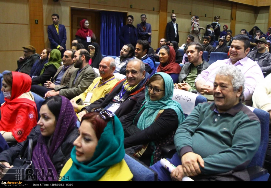 گزارش تصویری از اجرای نمایش های بیست و چهارمین جشنواره بین المللی تئاتر کودک و نوجوان همدان
عکس ها از امین بصیری پارسا - خبرگزاری ایرنا / سری اول