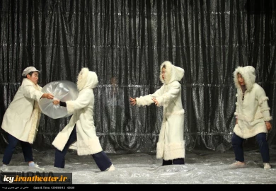 گزارش تصویری از اجرای نمایش های بیست و چهارمین جشنواره بین المللی تئاتر کودک و نوجوان همدان
عکس ها از امین بصیری پارسا - خبرگزاری ایرنا / سری دوم
