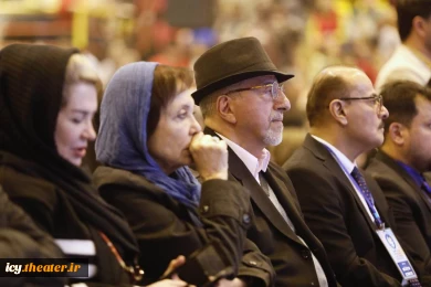 گزارش تصویری از مراسم افتتاحیه بیست و نهمین جشنواره بین‌المللی تئاتر کودک و نوجوان همدان - سری سوم/
عکس ها از سعید زین العابدین و ایمان حامی خواه