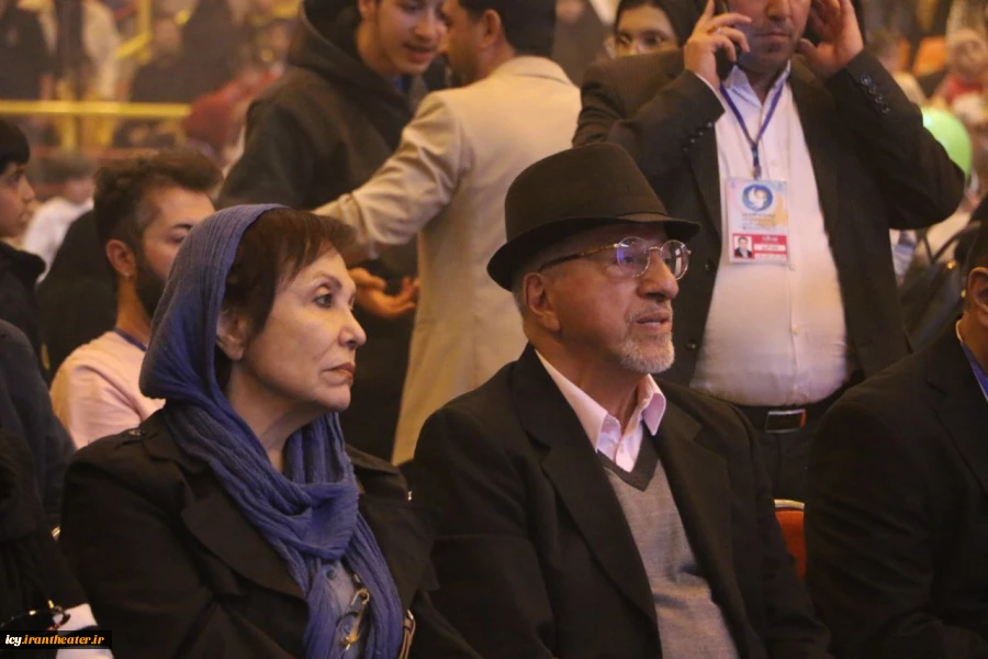 گزارش تصویری از مراسم افتتاحیه بیست و نهمین جشنواره بین‌المللی تئاتر کودک و نوجوان همدان - سری چهارم/ 1403/08/11
عکس ها از سعید زین العابدین و ایمان حامی خواه