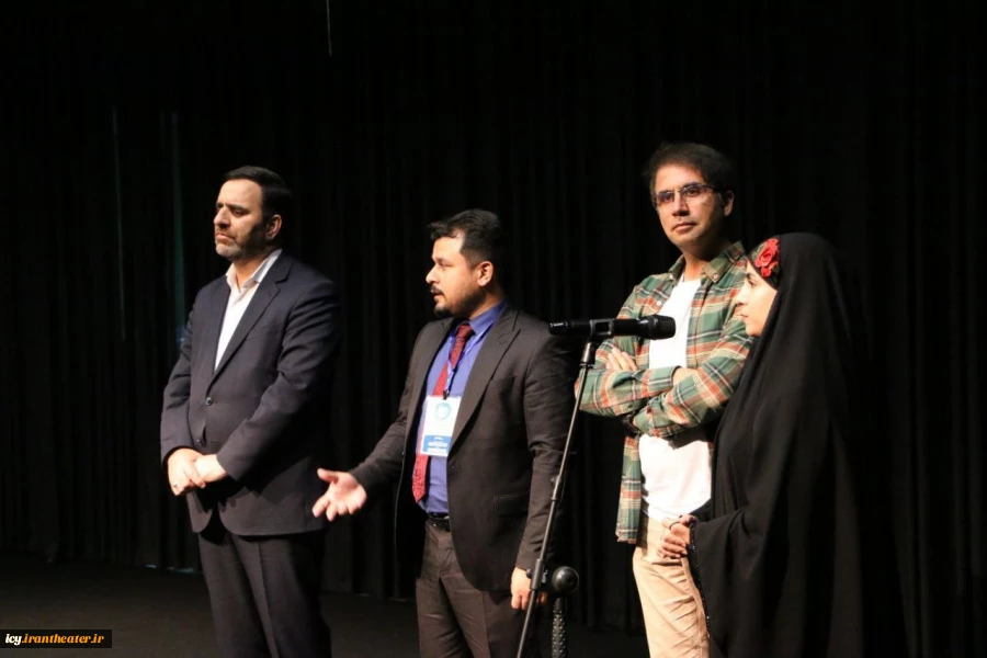 گزارش تصویری از مراسم افتتاحیه پلاتو عین‌القضات شهر همدان در آستانه برگزاری  بیست نهمین جشنواره بین‌المللی تئاتر کودک و نوجوان همدان / 1403/08/11/ عکس ها از سعید زین العابدینی