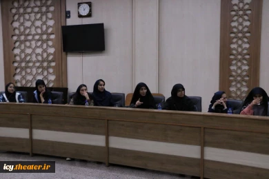 گزارش تصویری از کارگاه های آموزشی جشنواره بین‌المللی تئاتر کودک و نوجوان با حضور داود کیانیان و بهارک بابک /سالن کنفرانس تالار قرآن - 1401/08/12