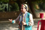 گزارش تصویری از حاشیه های روز اول بیست و نهمین جشنواره بین‌المللی تئاتر کودک و نوجوان همدان از نگاه : ایمان حامی خواه و سعید زین العابدین