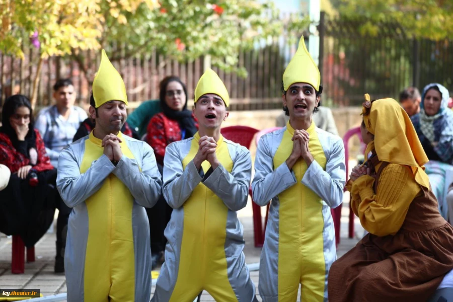 گزارش تصویری از حاشیه های روز اول بیست و نهمین جشنواره بین‌المللی تئاتر کودک و نوجوان همدان از نگاه : ایمان حامی خواه و سعید زین العابدین