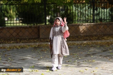 گزارش تصویری از حاشیه های روز اول بیست و نهمین جشنواره بین‌المللی تئاتر کودک و نوجوان همدان از نگاه : ایمان حامی خواه و سعید زین العابدین