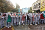 گزارش تصویری از استقبال چشمگیر دانش آموزان همدانی از نمایش های دومین روز بیست و نهمین جشنواره بین‌المللی تئاتر کودک و نوجوان همدان / 1403/08/13 - عکس ها از  ایمان حامی خواه