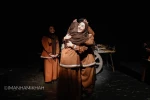 نمایش «راز پیشونی سفید»- عکس: ایمان حامی خواه /
کارگردان : سیده معصومه زیوری حسینی پور / پلاتو شهید آوینی / 1403/08/13