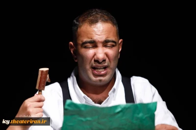 نمایش «پدر چوب»- عکس: ایمان حامی خواه /
کارگردان : مجید کیمیایی پور/ پلاتو عبادی/ 1403/08/13