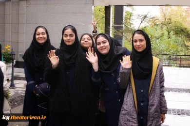 گزارش تصویری از استقبال مخاطبان همدانی از نمایش های دومین روز بیست و نهمین جشنواره بین‌المللی تئاتر کودک و نوجوان همدان 
 عکس ها از  سعید زین العابدینی