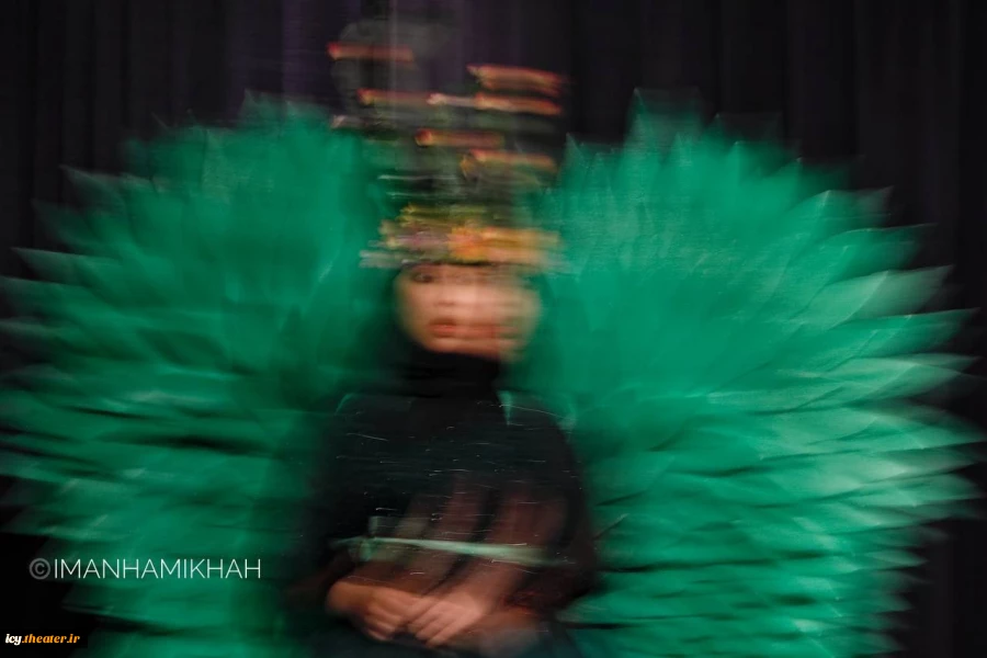نمایش «مهبد در آرزوی شاهنامه»- عکس: ایمان حامی خواه /
کارگردان : وحید عبدالهی/ تالار فجر/ 1403/08/14