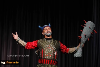 نمایش «مهبد در آرزوی شاهنامه»- عکس: ایمان حامی خواه /
کارگردان : وحید عبدالهی/ تالار فجر/ 1403/08/14