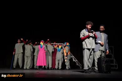 نمایش «افسانه مندرآوردی حوشن و فورتی»- عکس: سمانه جویا /
کارگردان : امیر بهبودنیا/ تاار اصلی بوعلی سینا/ 1403/08/13