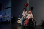 نمایش «اسکارلت و آن شب بارانی»- عکس: سمانه جویا /
کارگردان : امید نیاز/ سالن مهدیه/ 1403/08/15