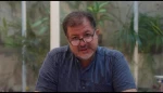 داستان‌های شاهنامه به زبانی ساده و شیوا برای هنرمندانی که قصد تولید نمایش با این مضمون را دارند.
دکتر افشین مرادی، پژوهشگر و دکترای زبان و ادبیات فارسی در این مجموعه ویدئویی کلیاتی از داستان‌های شاهنامه را برای هنرمندان بازگو می‌کنند.
اگر علاقه‌مند به ش